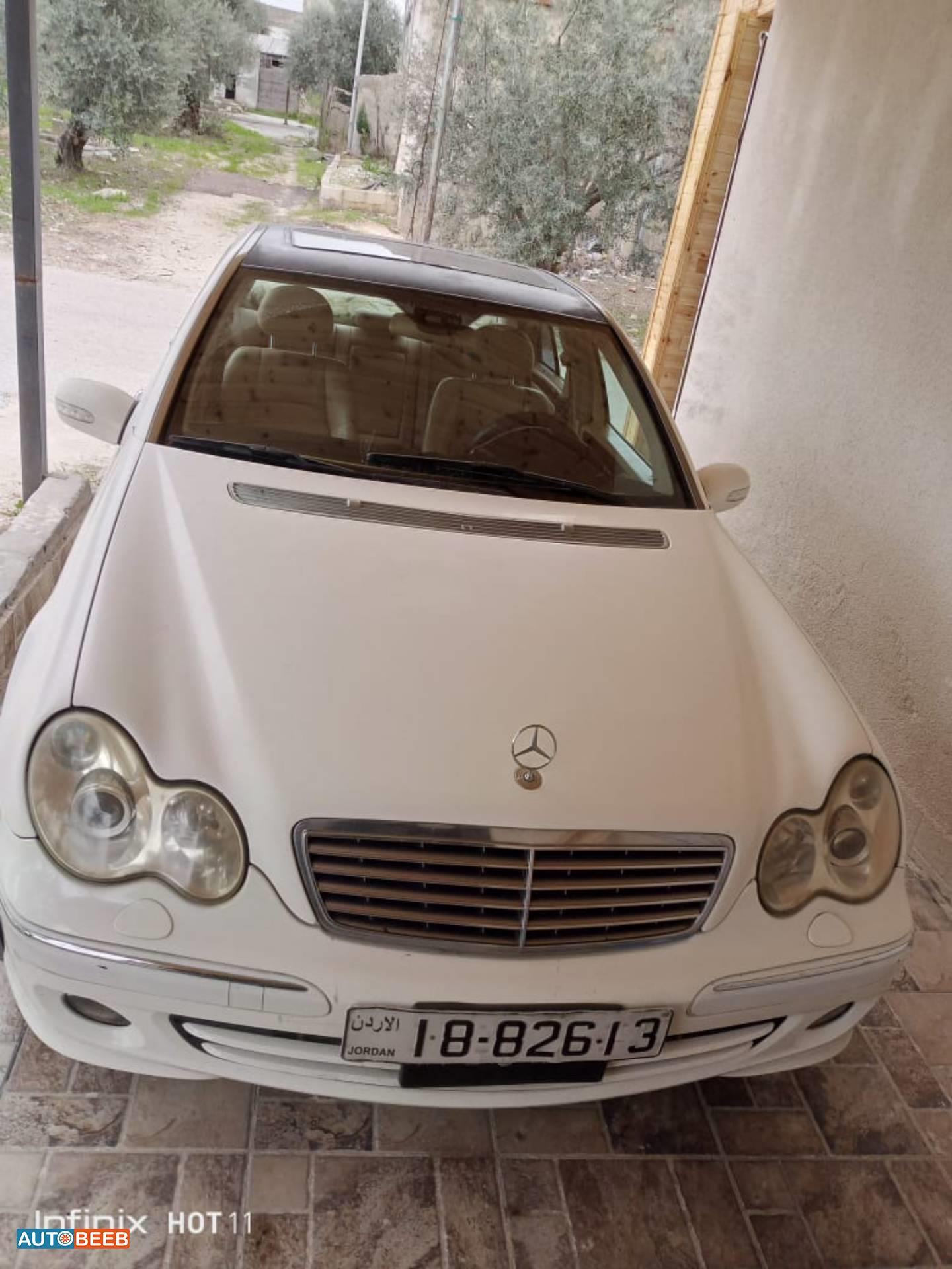 مرسيدس بنز C200 2003