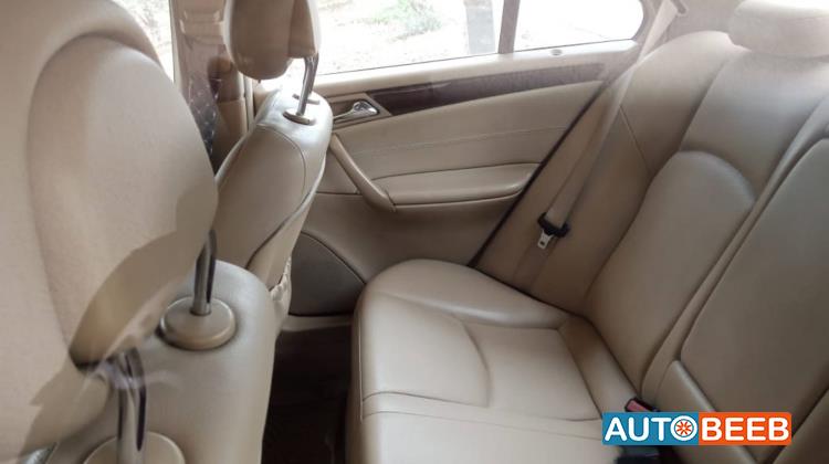 مرسيدس بنز C200 2003