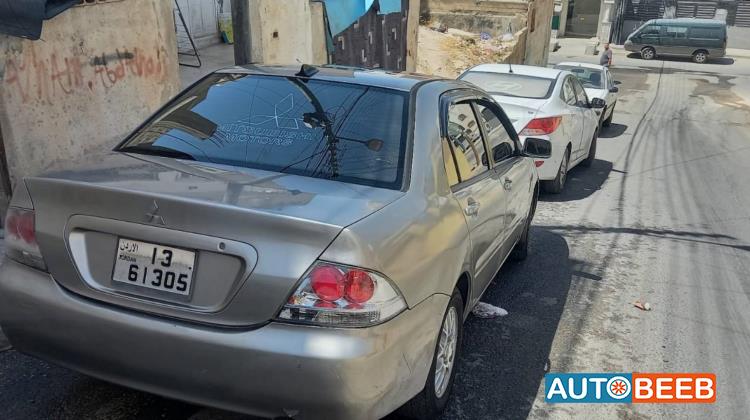 ميتسوبيشي لانسر 2005