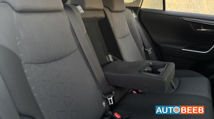 تويوتا راف فور 2020