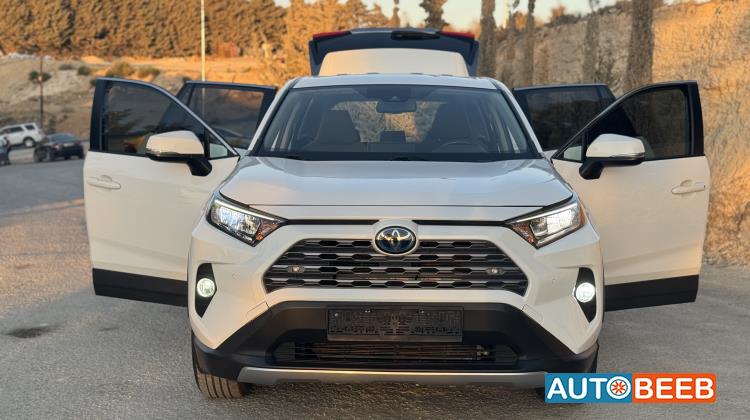 تويوتا راف فور 2020