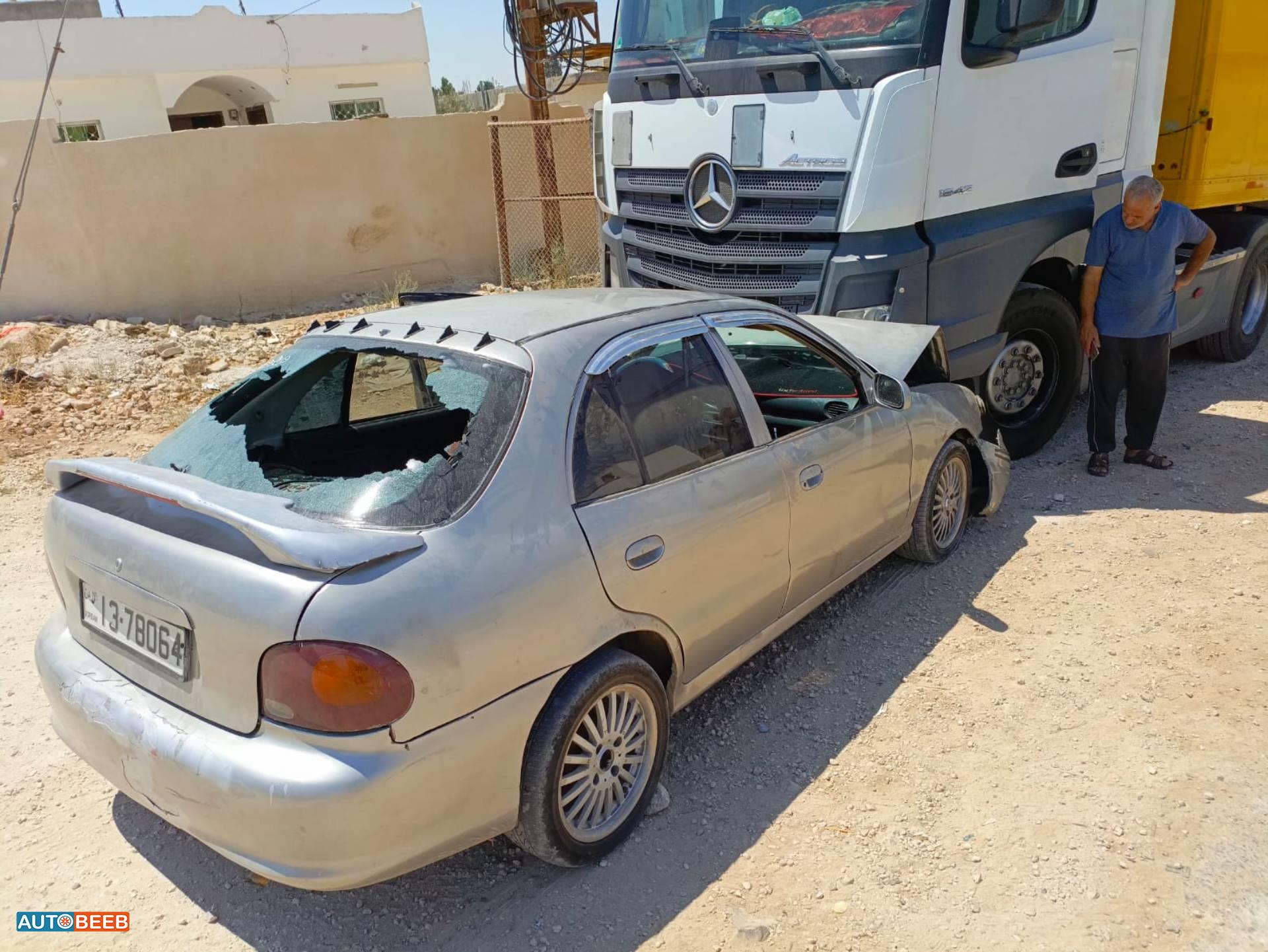 تويوتا اكسيو 1996