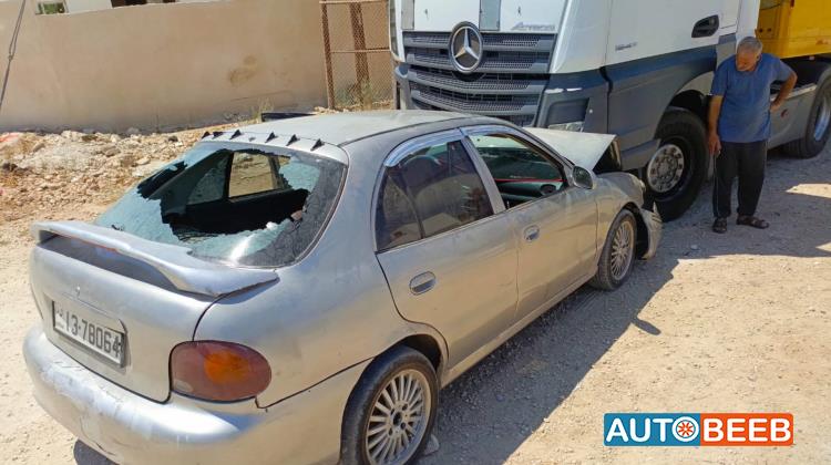 تويوتا اكسيو 1996