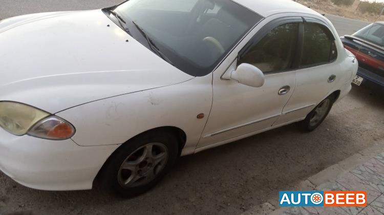 هيونداي افانتي 1999