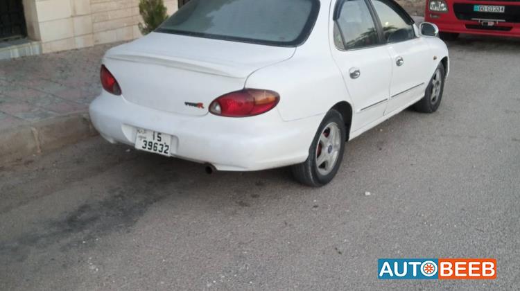 هيونداي افانتي 1999