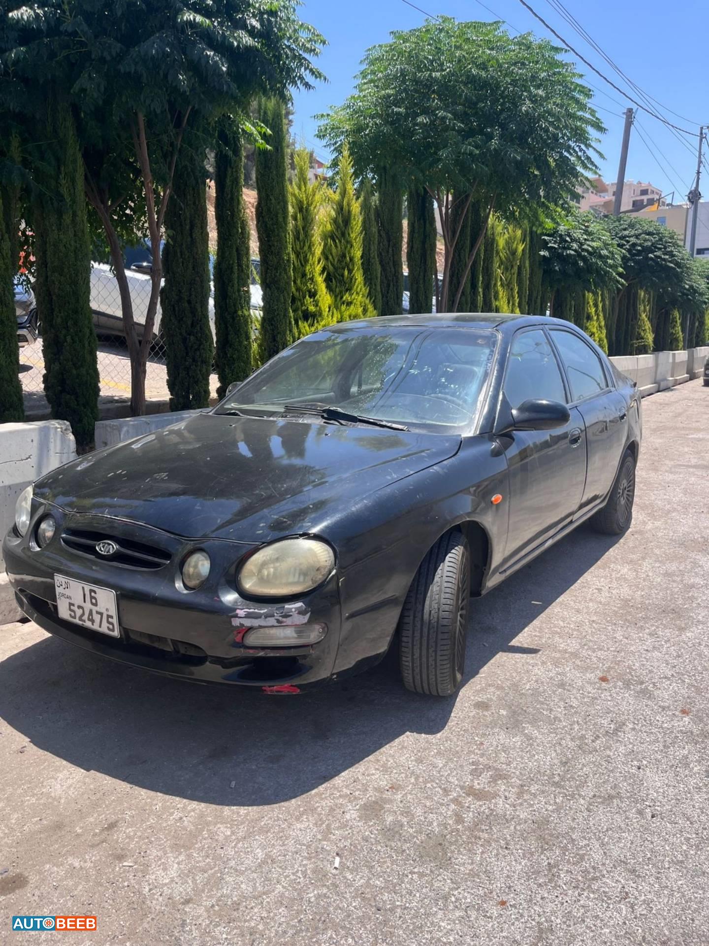 كيا شوما 1999