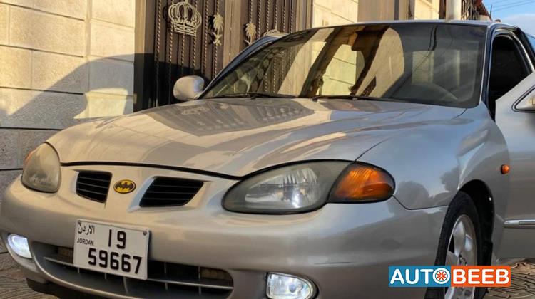 هيونداي افانتي 2000