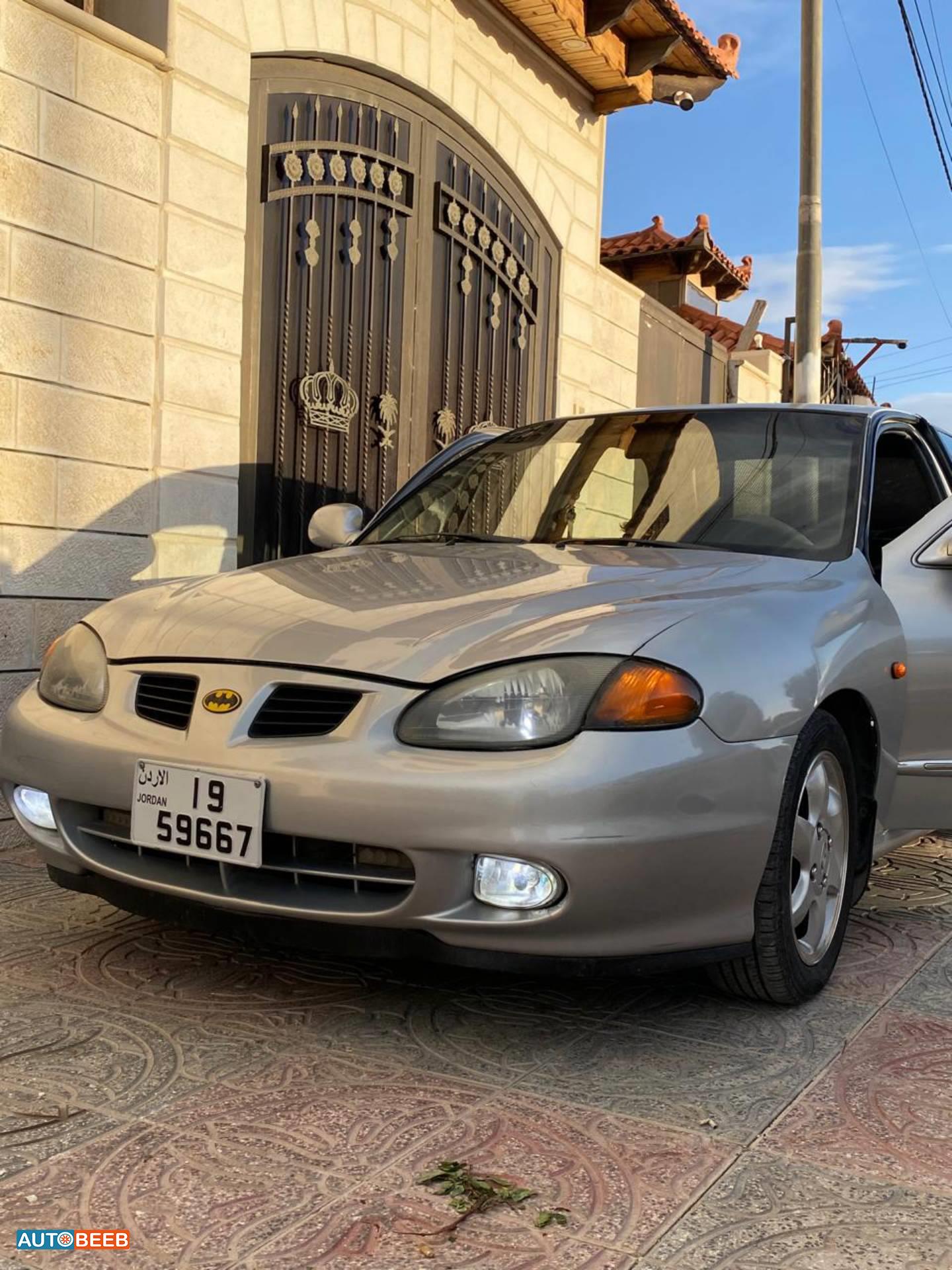 هيونداي افانتي 2000