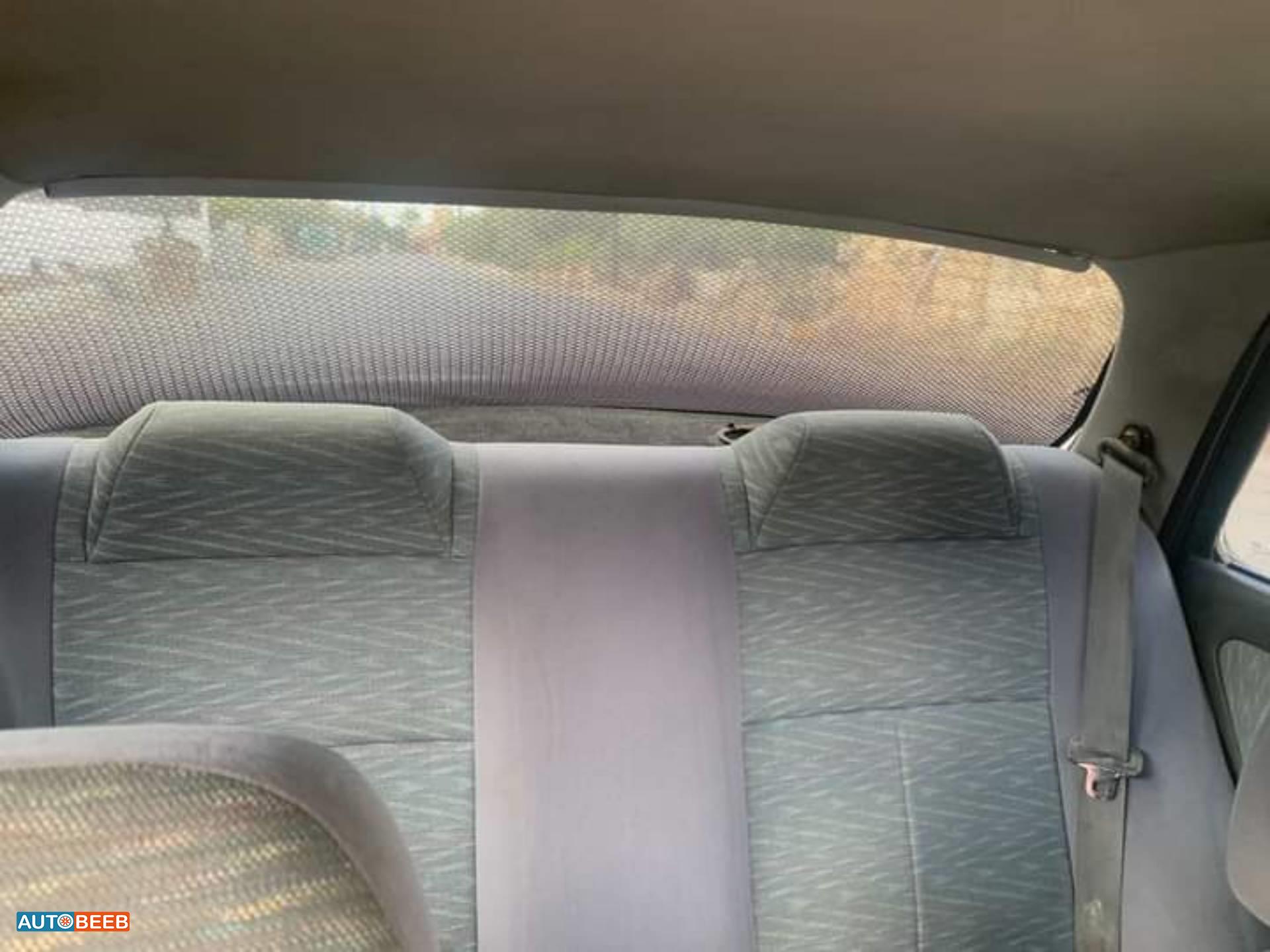 كيا سيفيا 1994