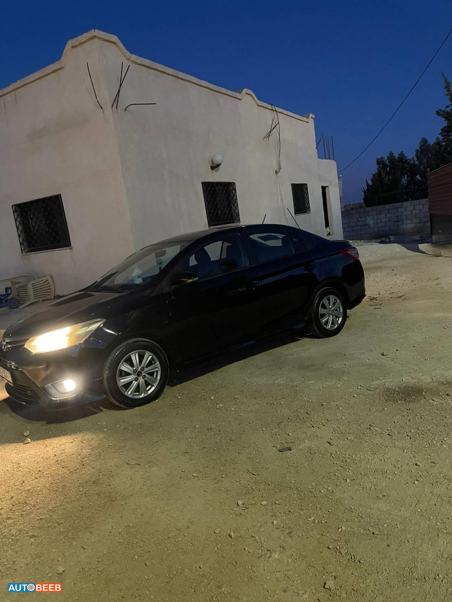 تويوتا ياريس 2015