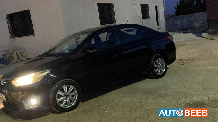 تويوتا ياريس 2015