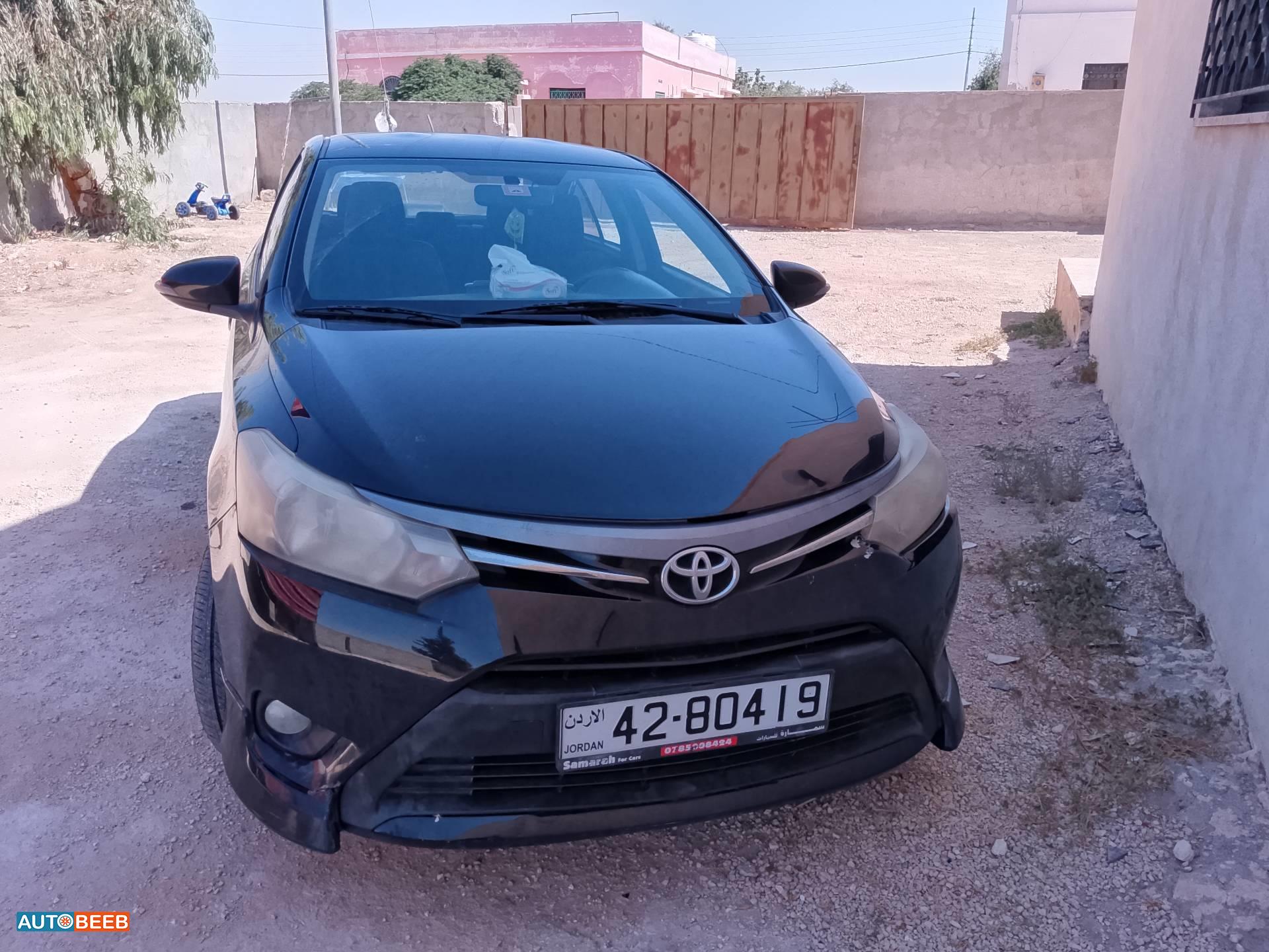 تويوتا ياريس 2015