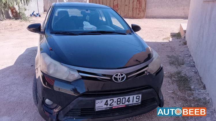 تويوتا ياريس 2015