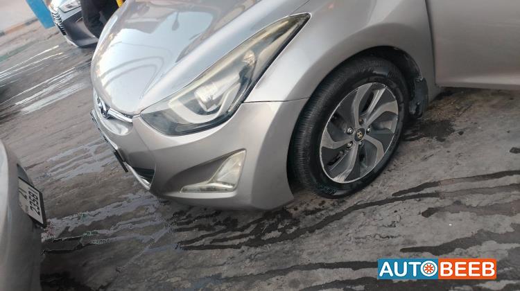 Hyundai Elantra 2015