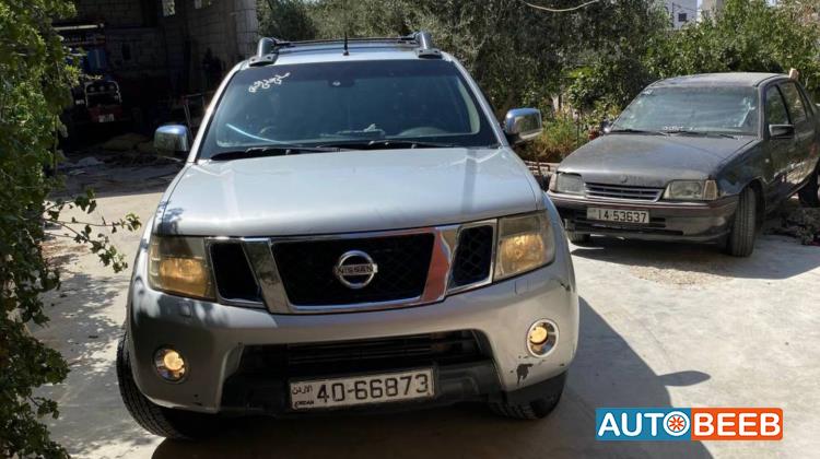 Nissan Navara 2011