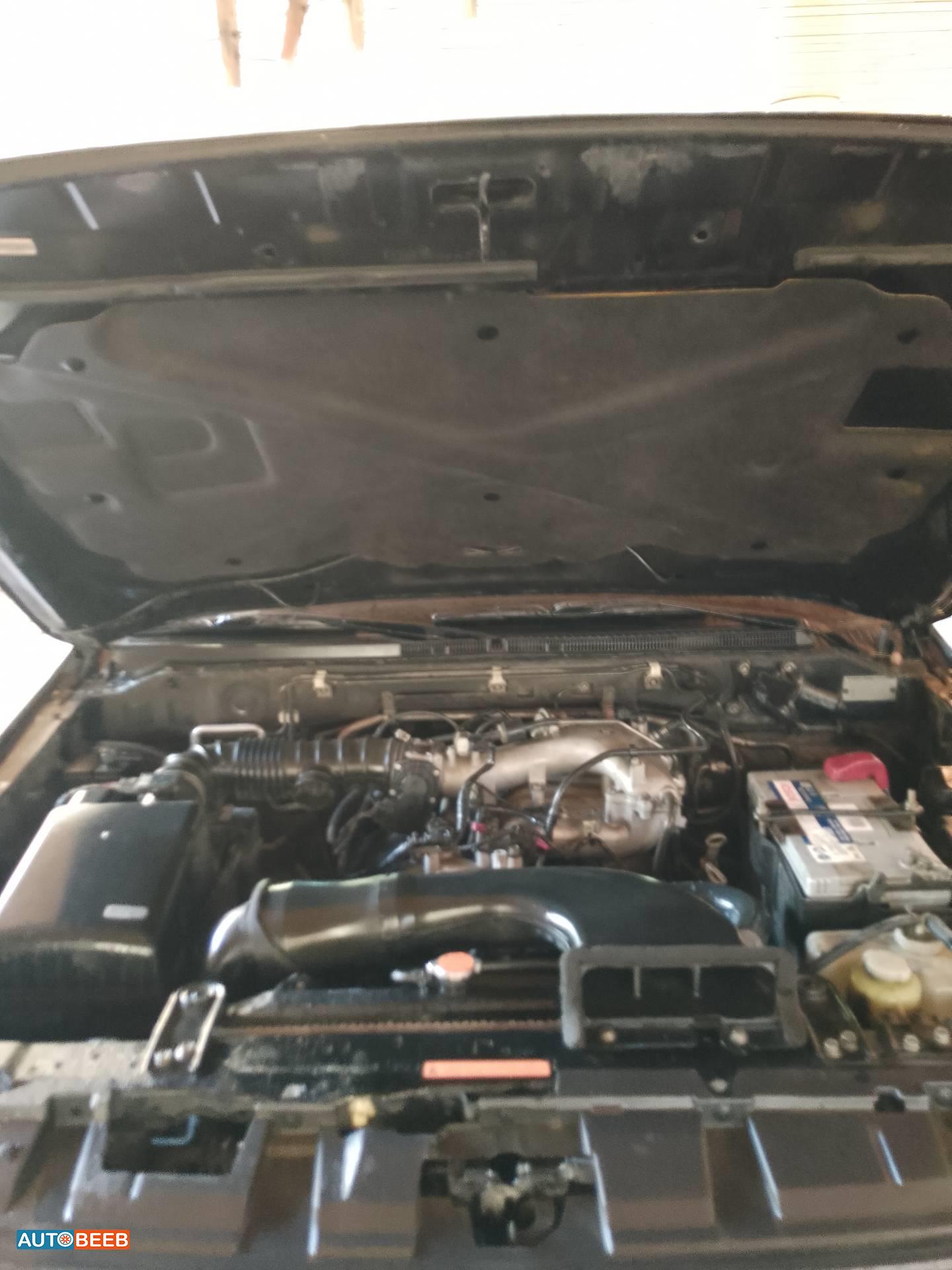 ميتسوبيشي باجيرو 2007