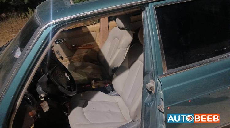 Mercedes Benz A200 1983