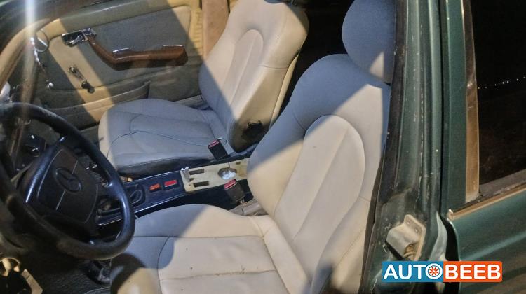 Mercedes Benz A200 1983
