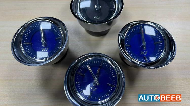 غرفة القيادة تابلوه جاكوار XJ