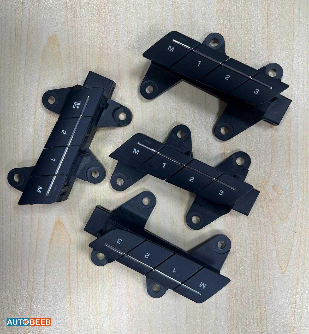 غرفة القيادة أزرار تحكم جاكوار XJ