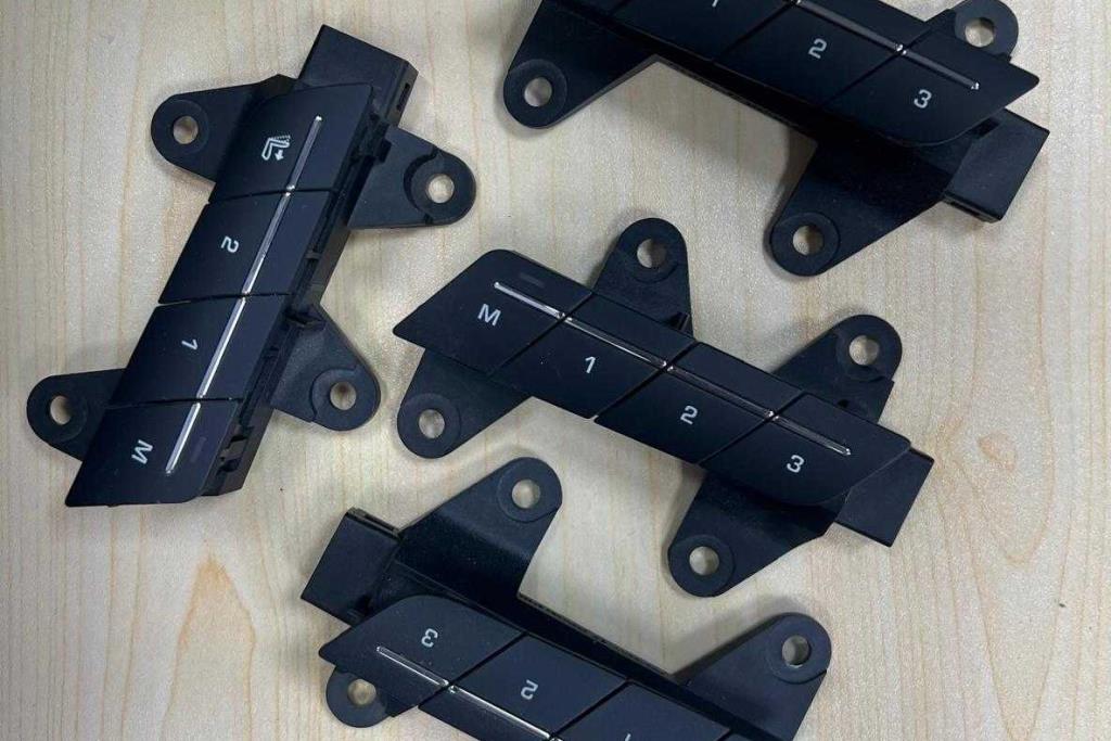 غرفة القيادة أزرار تحكم جاكوار XJ