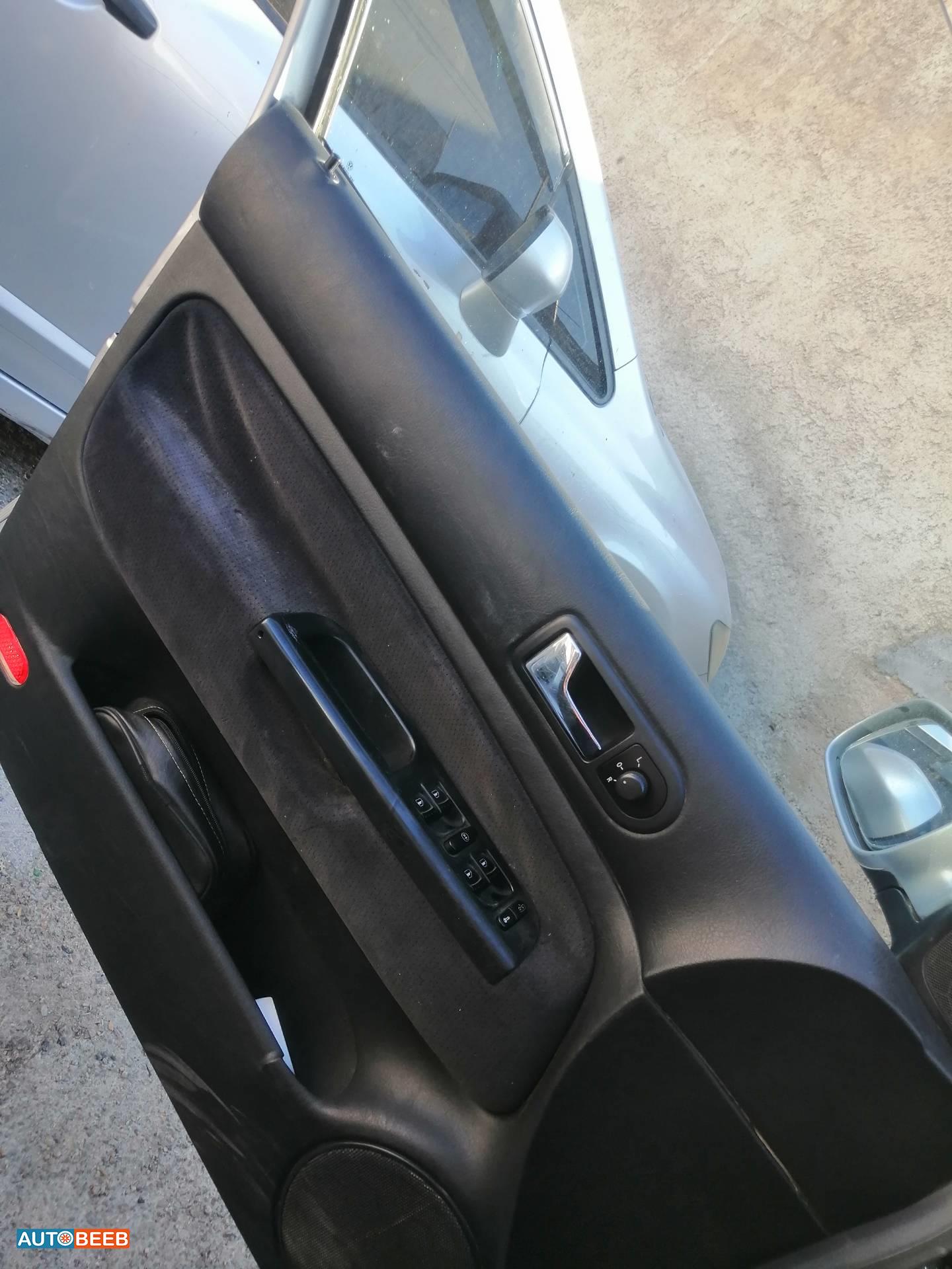 Volkswagen Golf MK 2004