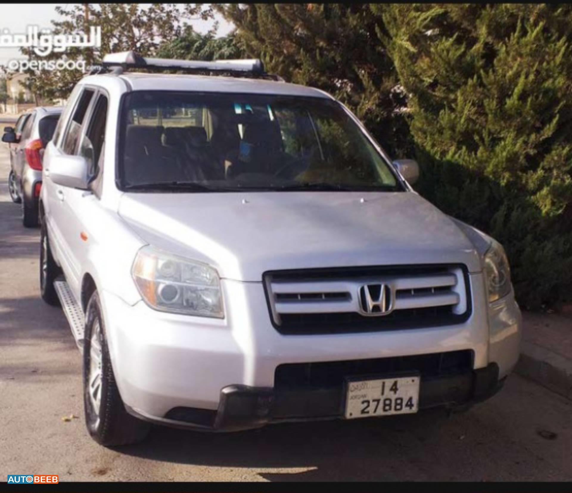 هوندا MR-V 2006