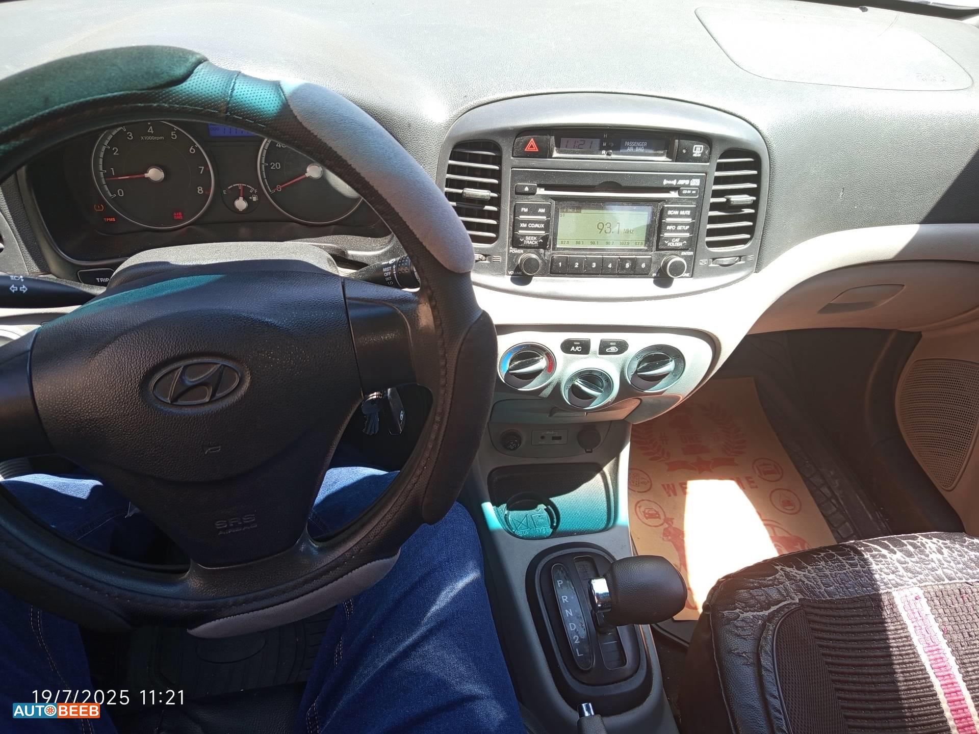 هيونداي اكسنت 2011