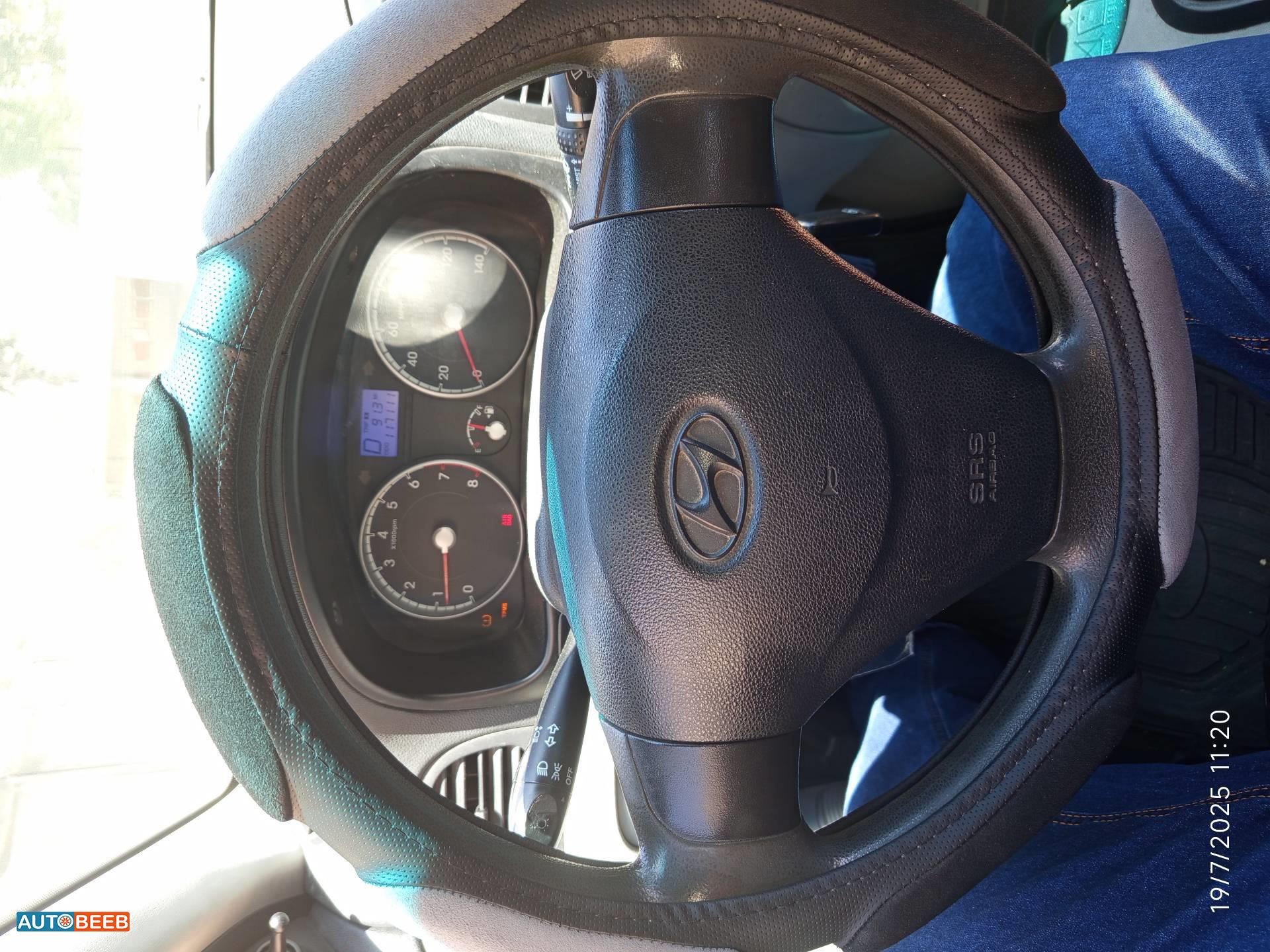 هيونداي اكسنت 2011