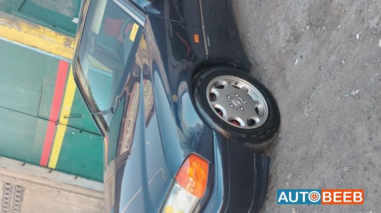 مرسيدس بنز C180 1974