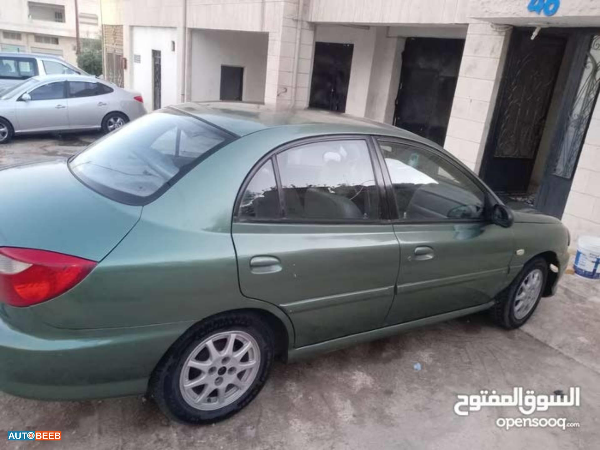 كيا ريو 2001