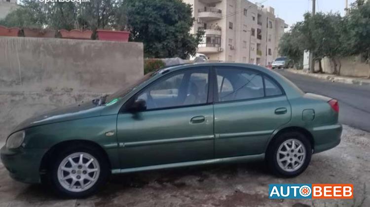 كيا ريو 2001