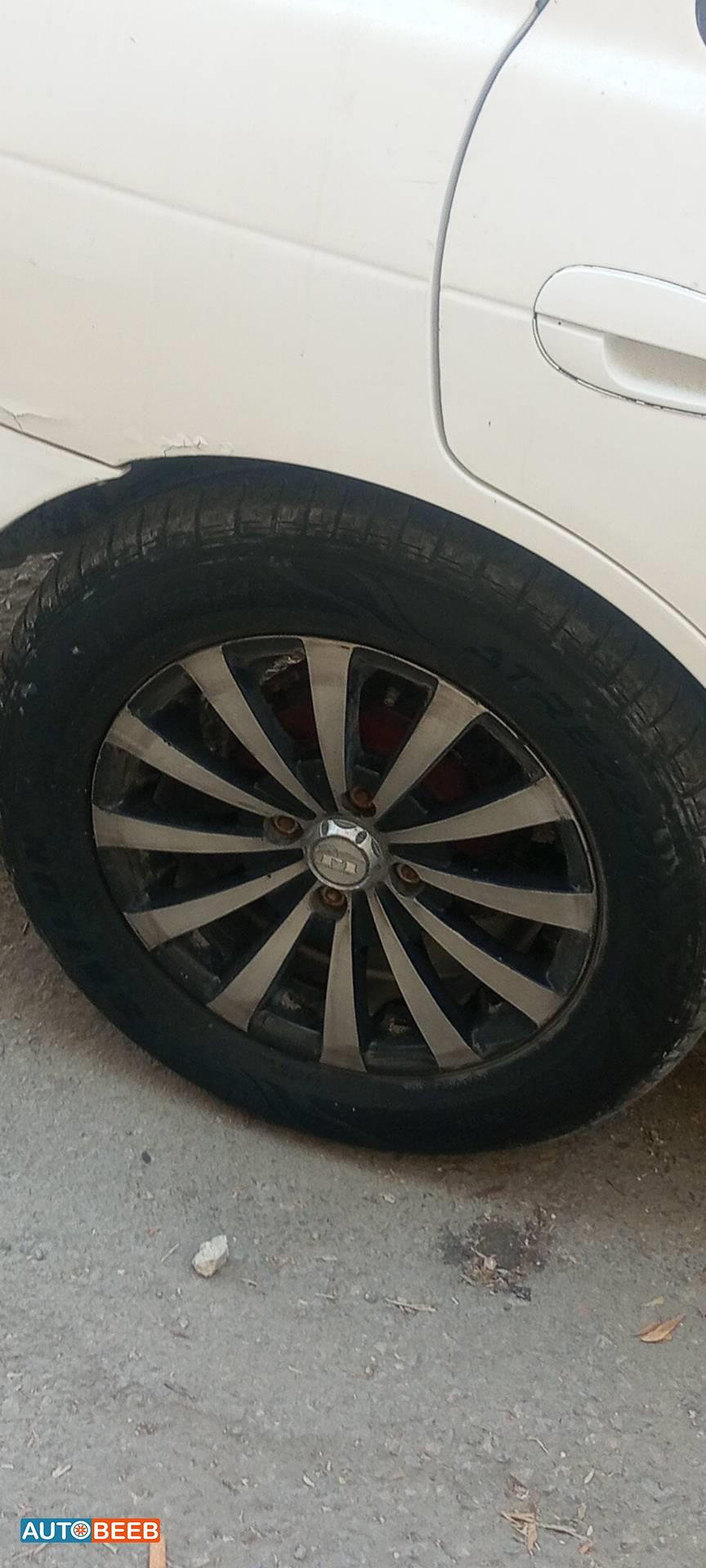 كيا سيفيا 1996