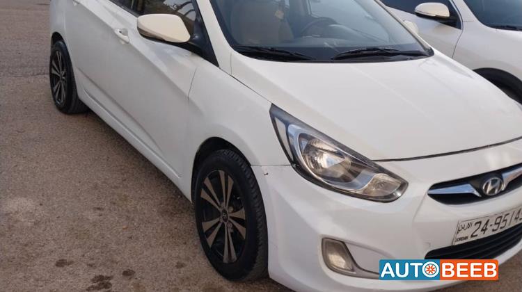 Hyundai Accent 2015