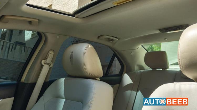 لنكولن ام كي زد 2012