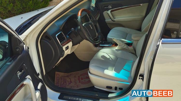 لنكولن ام كي زد 2012