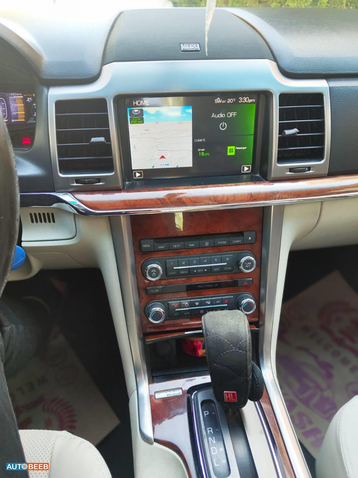 لنكولن ام كي زد 2012