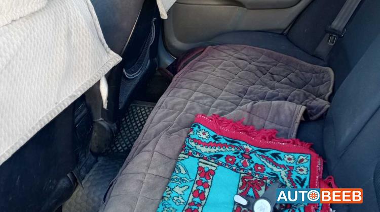 نيسان صني 2011