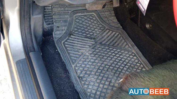 نيسان صني 2011