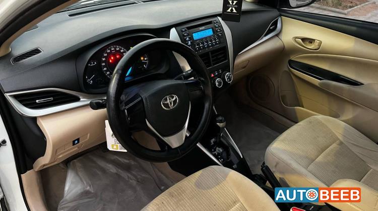 تويوتا ياريس 2019