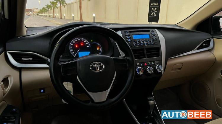 تويوتا ياريس 2019