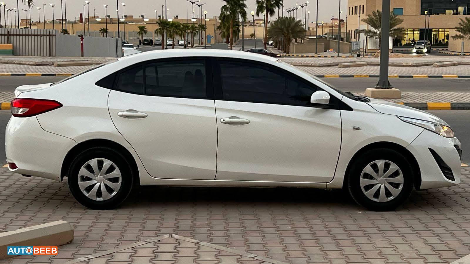 تويوتا ياريس 2019