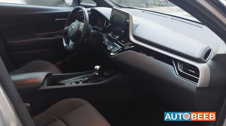 تويوتا CHR 2021