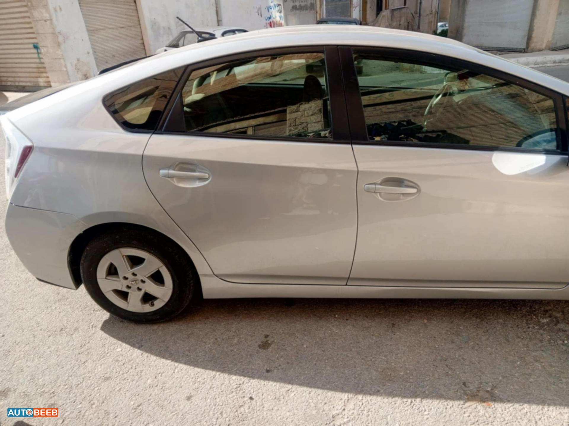 تويوتا بريوس 2011