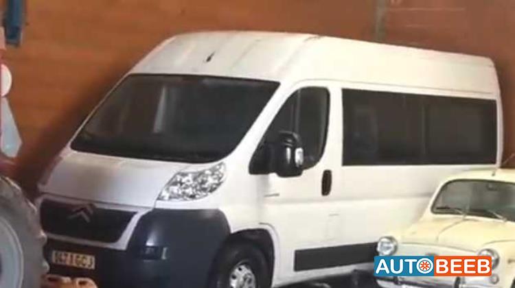 ميني باص سيتروين 2008