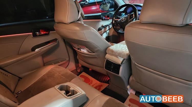 تويوتا كامري 2014