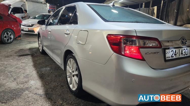 تويوتا كامري 2014