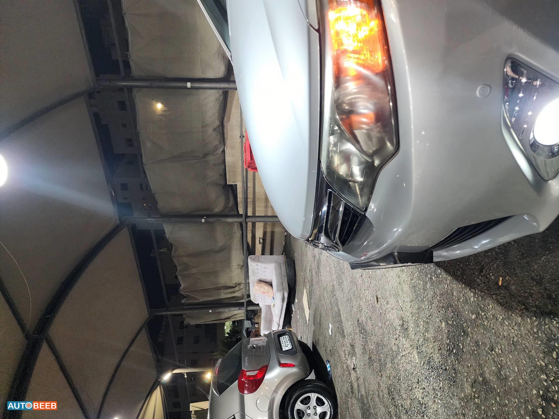 تويوتا كامري 2014