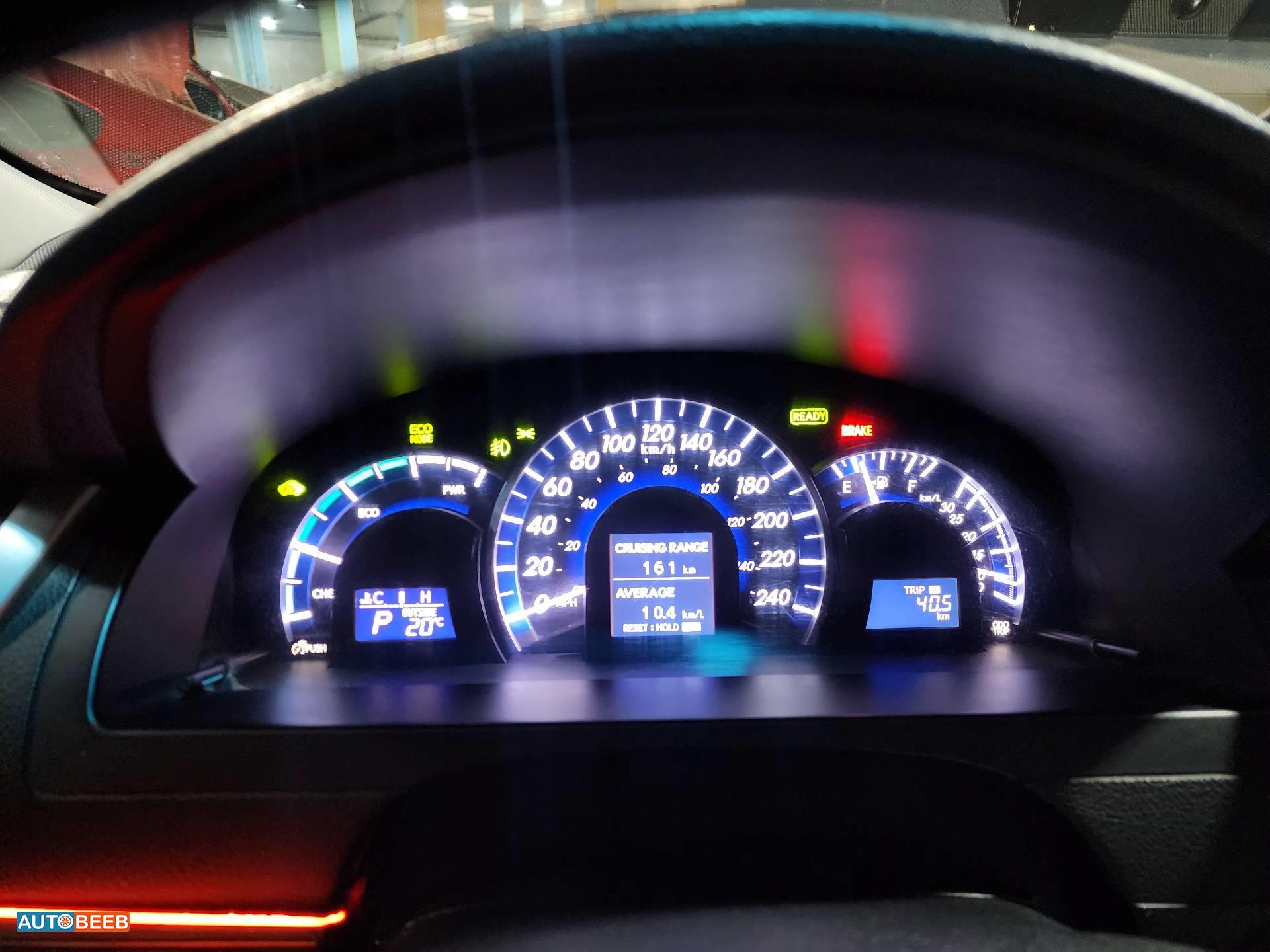 تويوتا كامري 2014