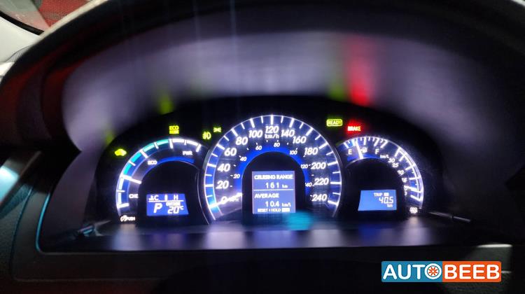 تويوتا كامري 2014